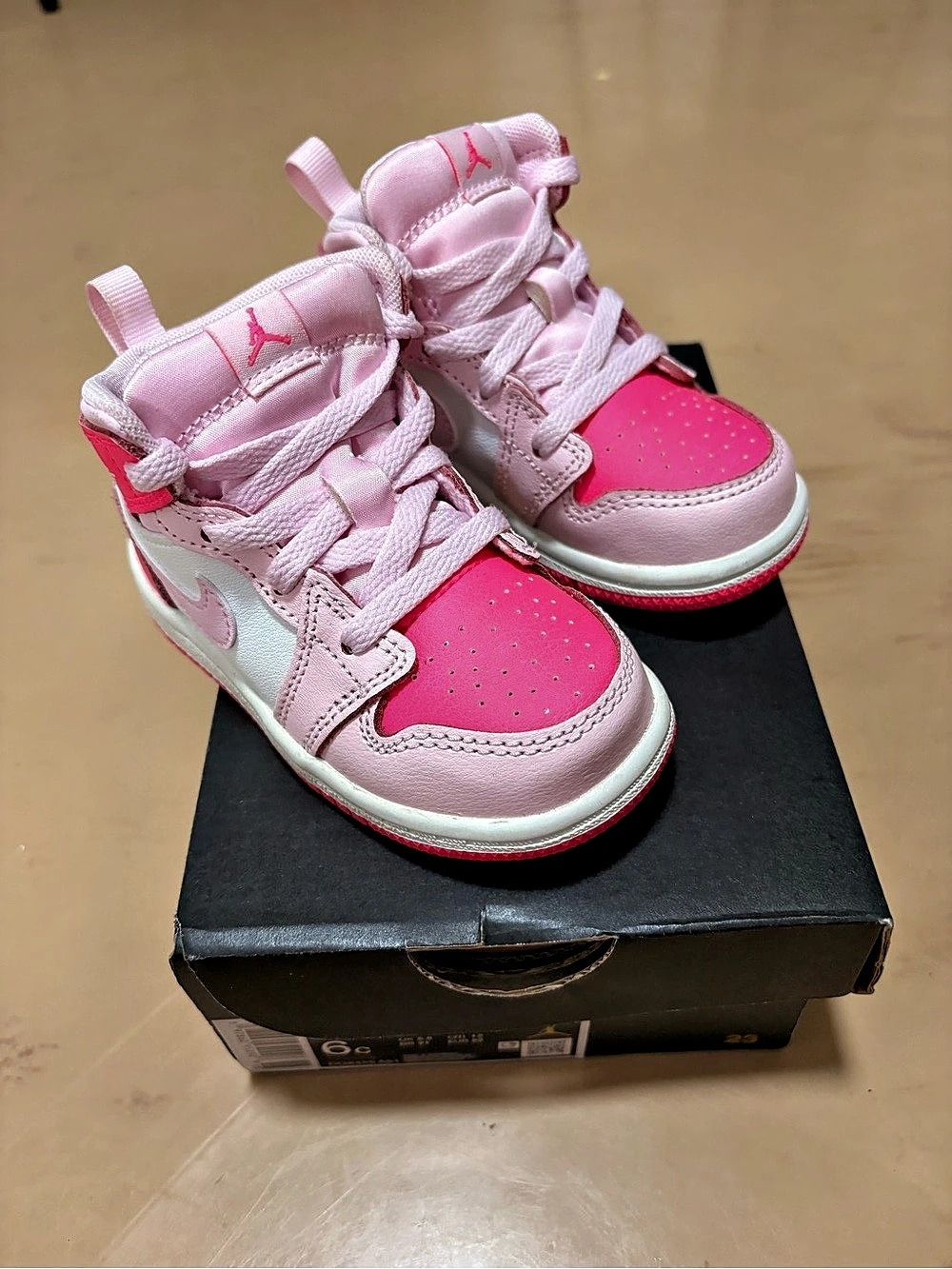 Jordan Air Jordan 1 Mid SE Toddler "Pink Foam" Pink & White Girls US 6C